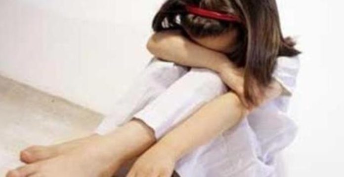 Bambina di 11 anni violentata – Psicologi al lavoro per salvarla