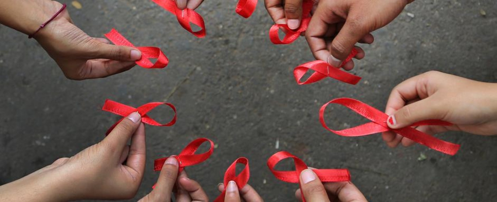 Aids – In calo i casi in Piemonte. Nasce a Torino il ‘Centro per la salute sessuale’