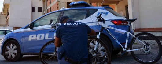 Ladro “superficiale” di biciclette – Fermato mezz’ora dopo la denuncia