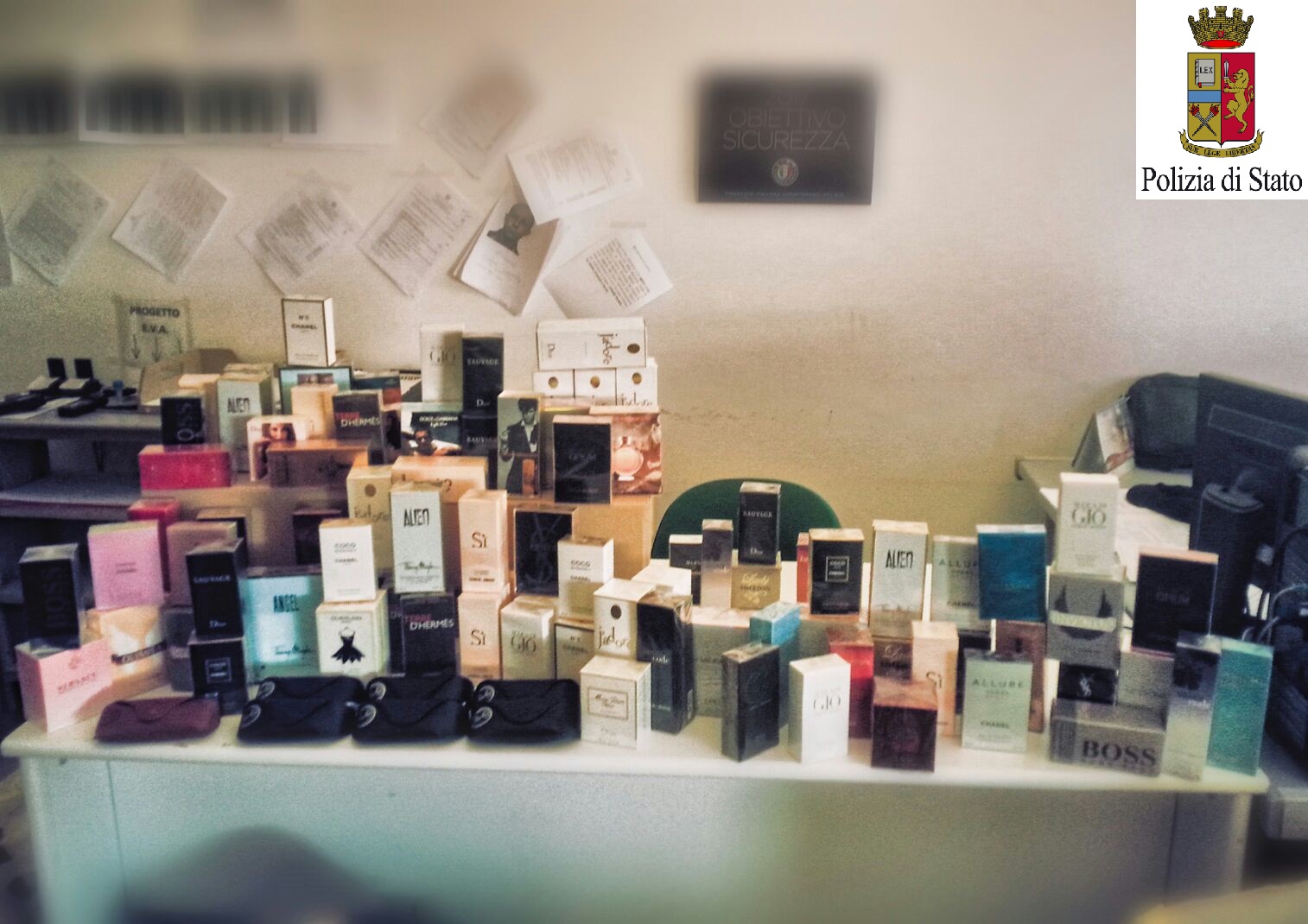 Porta Palazzo – Sequestro di merce contraffatta fra i banchi del mercato