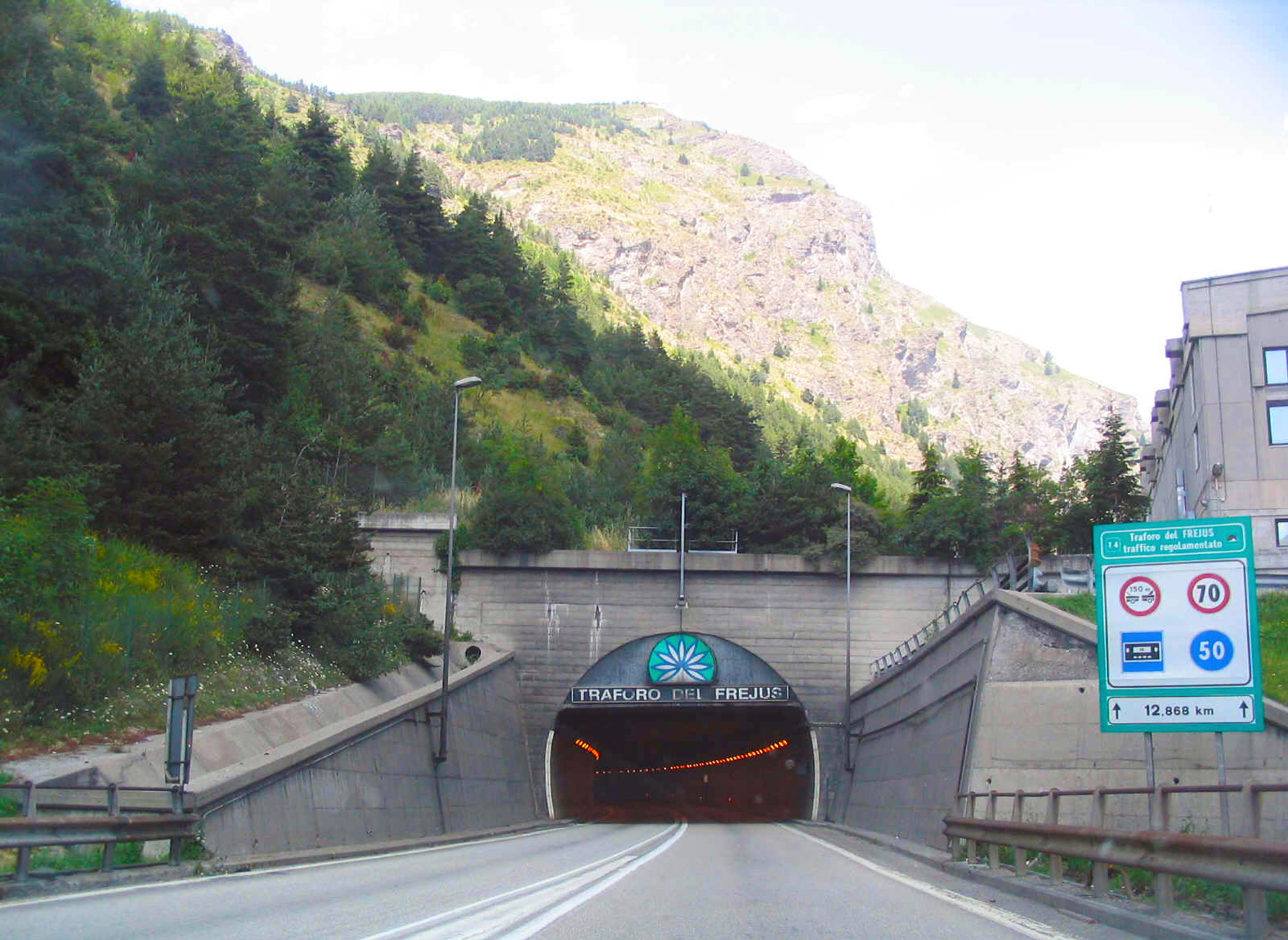 Trasportavano 2 kg di eroina purissima – Nigeriane fermate al traforo del Frejus