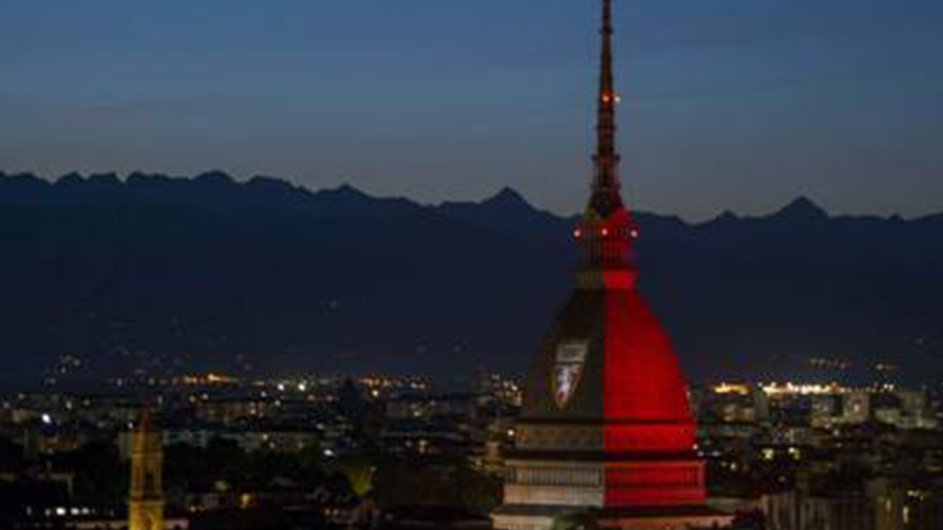 Il 4 maggio la Mole sarà ancora granata – La Città rende omaggio agli Invincibili