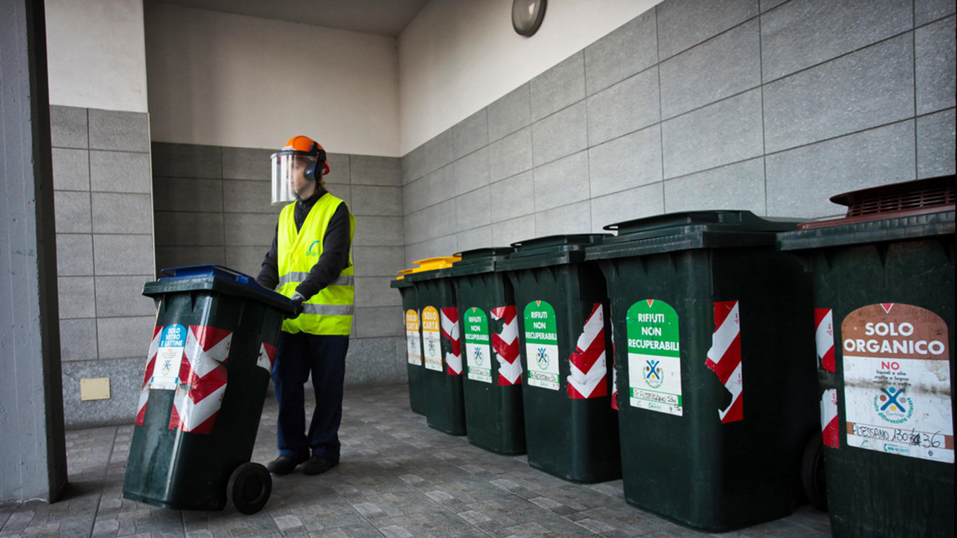 In 5 anni raccolta porta a porta estesa in tutta Torino – Ad Amiat 11 milioni di euro