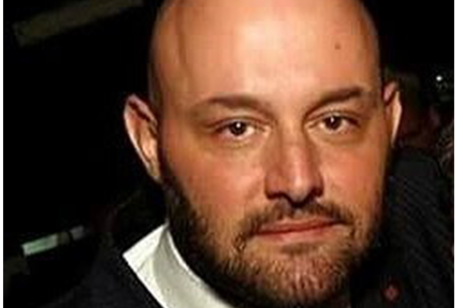 “Mi hanno lanciato le uova perché sono gay” – La denuncia di un ragazzo già picchiato in passato