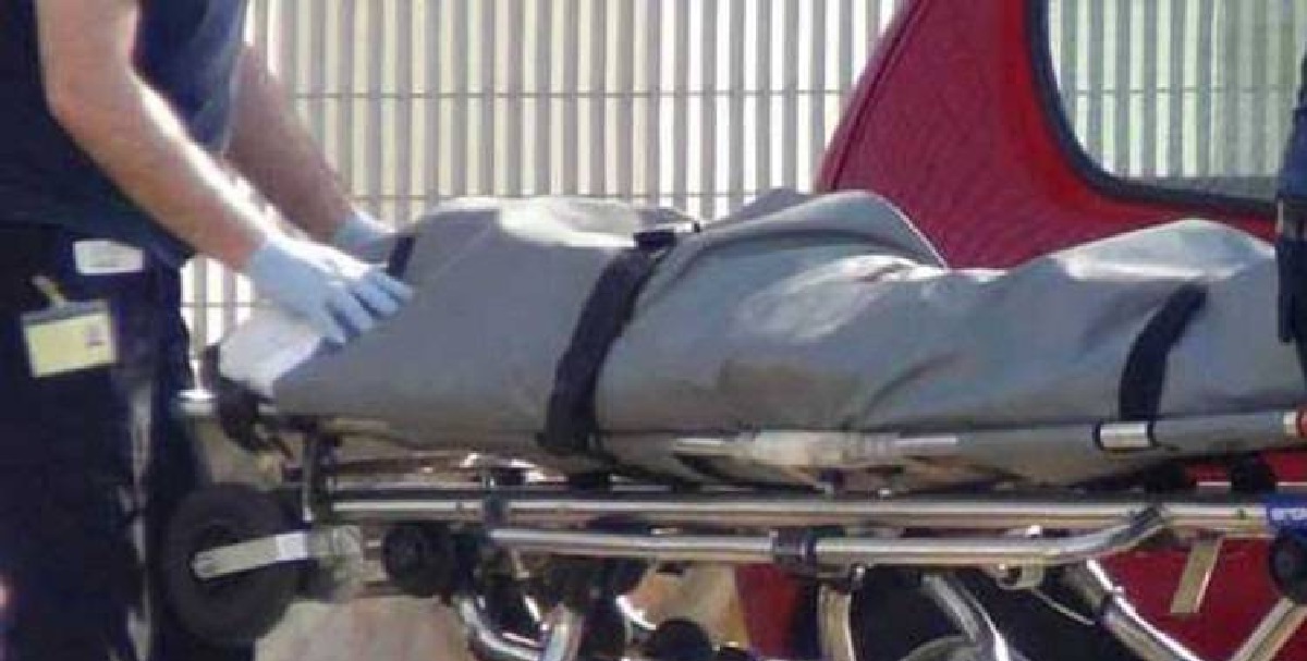 Macabra scoperta a Torino – Veglia la salma del marito per giorni e muore di stenti