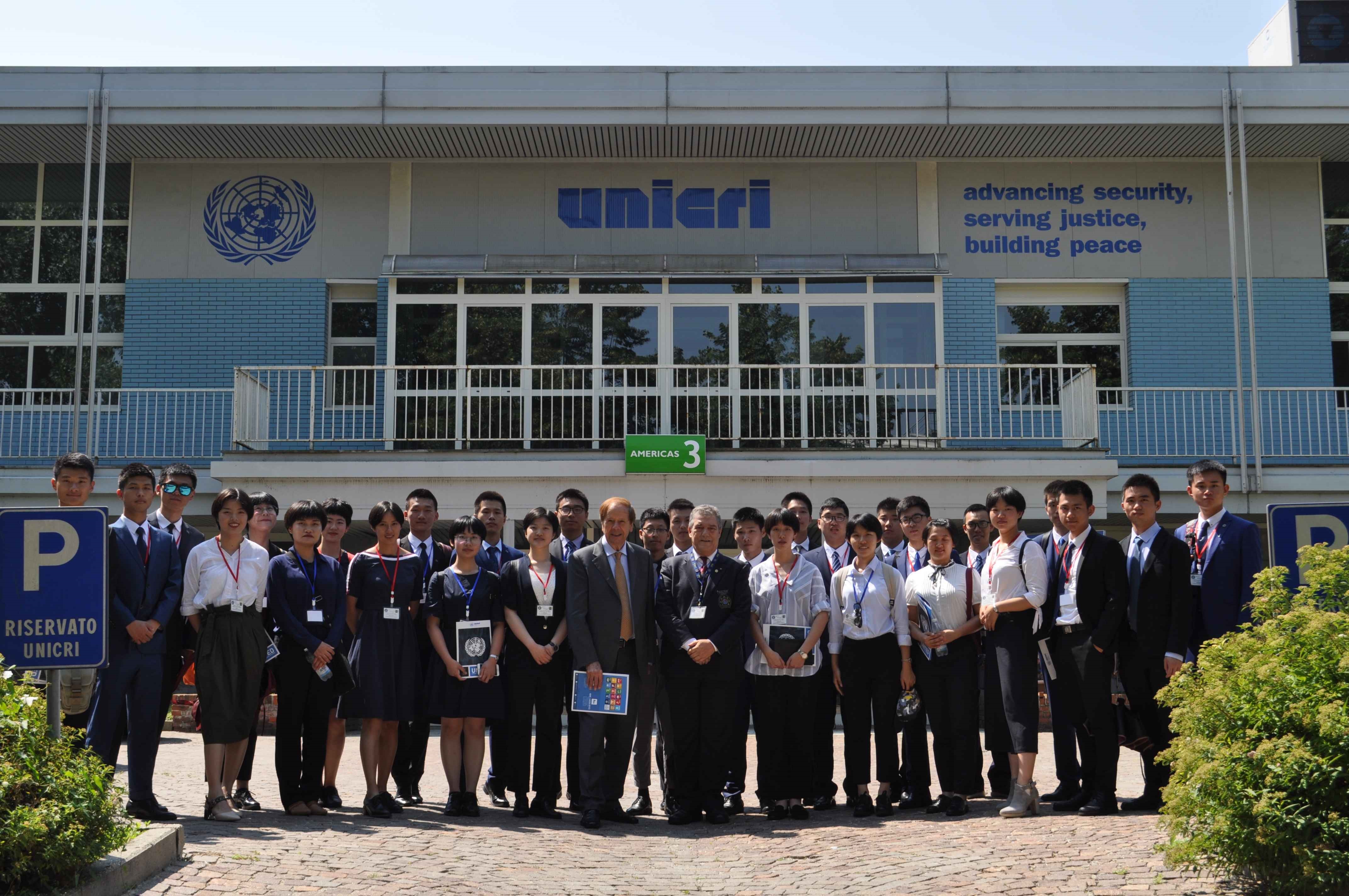 La polizia cinese a scuola dai colleghi di Torino