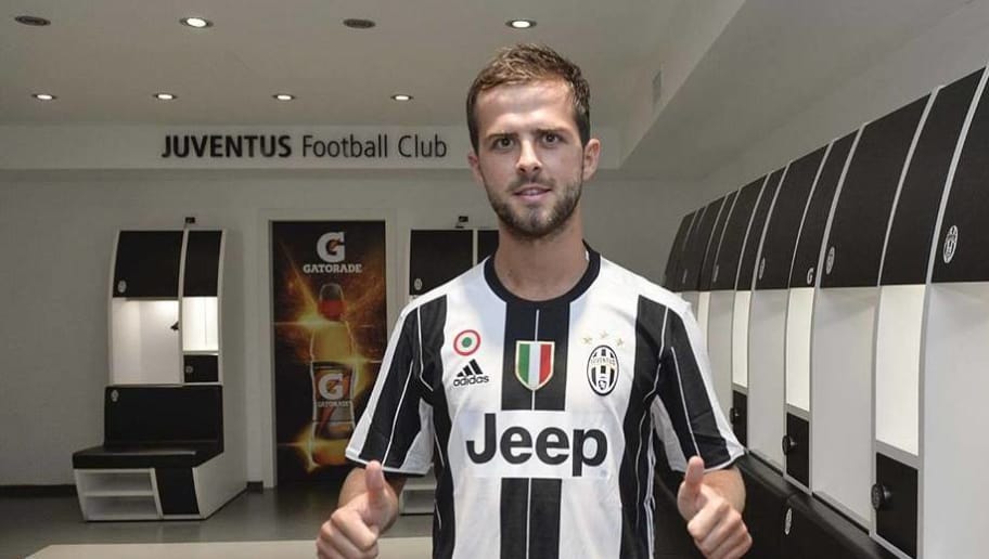 Juve: Pjanic firma fino al 2023 – “E’ il pilastro del nostro centrocampo”