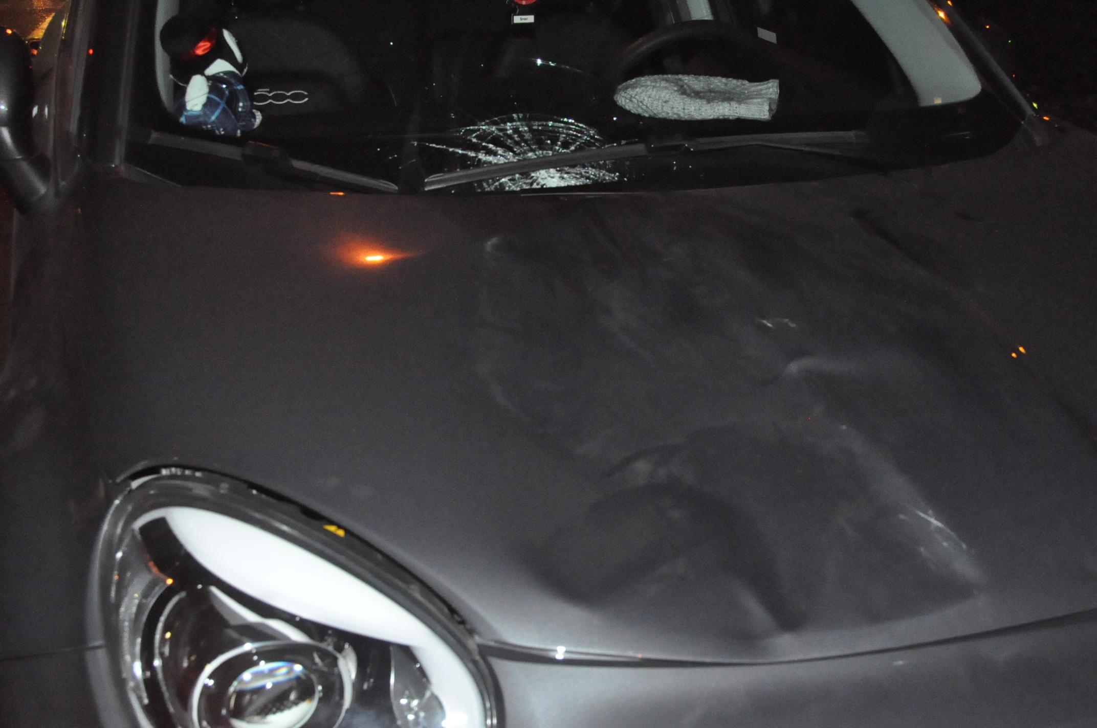 Travolta mentre attraversa la strada – Ragazza di 22 anni grave al Cto