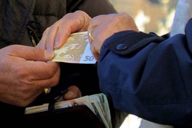 A scuola di risparmio – Come evitare di finire nelle mani degli strozzini