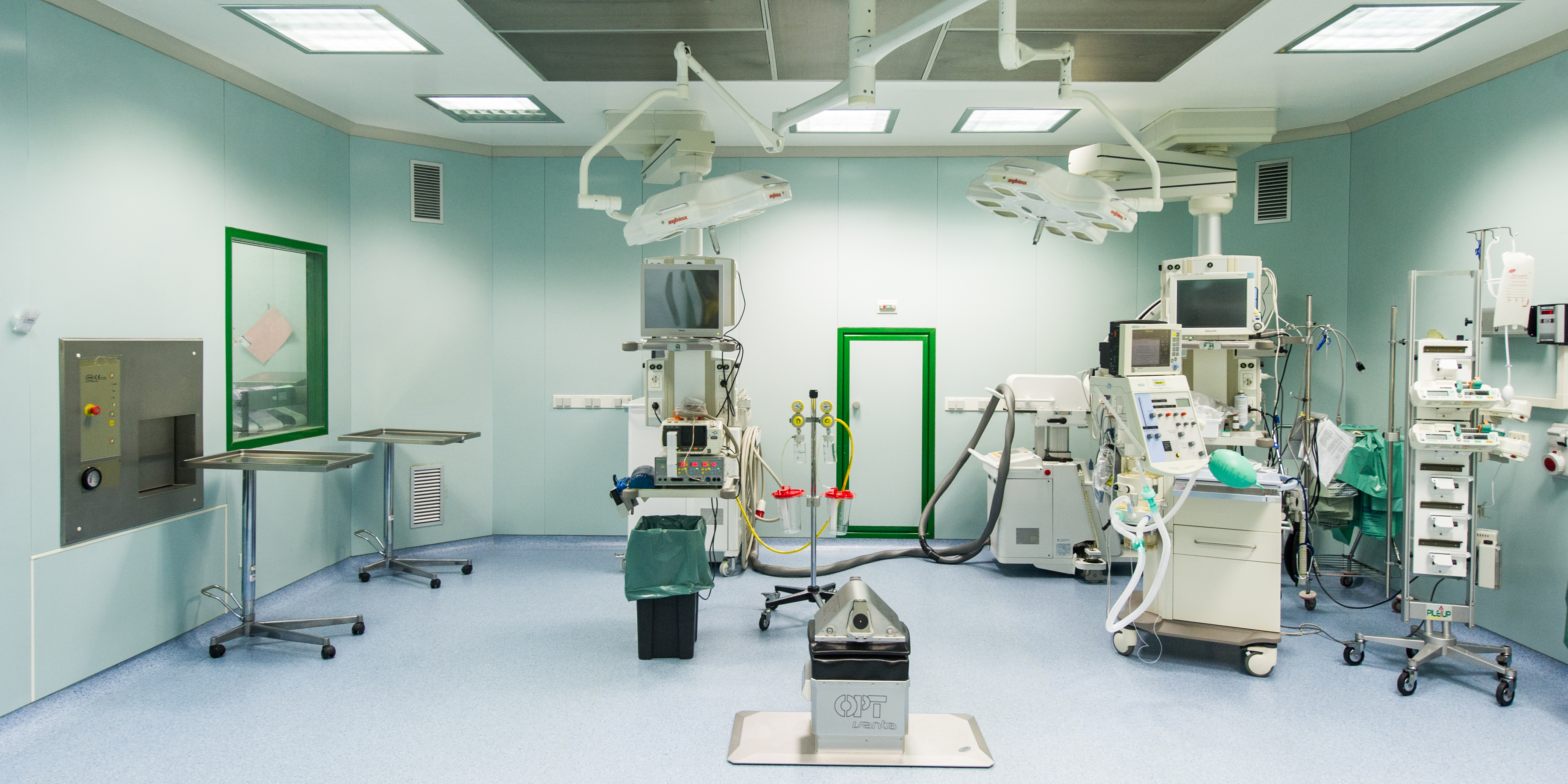 Fanno razzìa di attrezzature mediche al Mauriziano e le rivendono a negozi di oggetti usati