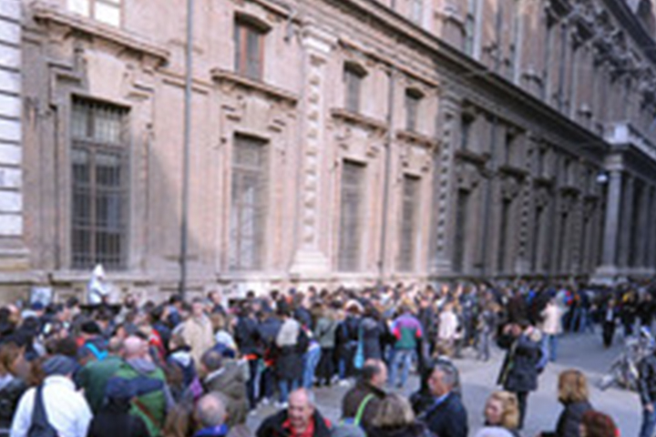 Torino da record nel week end di Pasqua – Migliaia di turisti ‘invadono’ la città