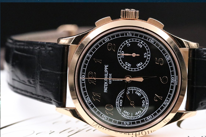 Bloccato a Caselle con 120 mila euro di orologi nelle tasche, fra Rolex Daytona e Patek Philippe