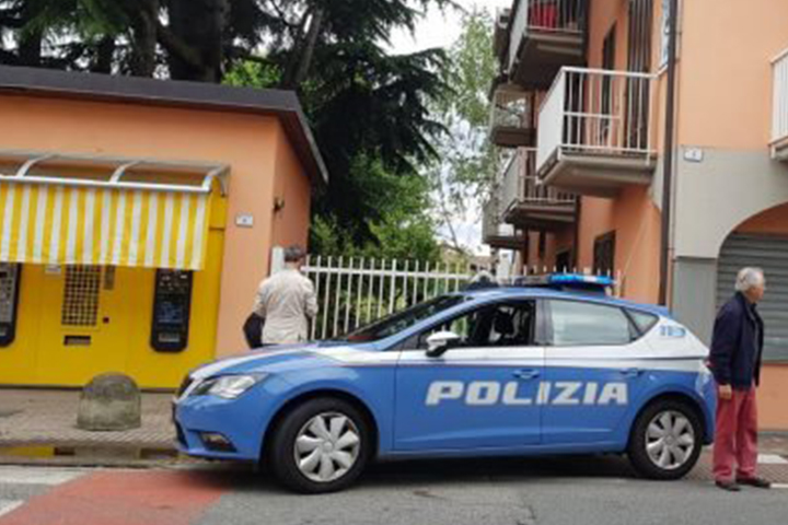 Ladro ucciso, il tabaccaio indagato per eccesso di legittima difesa – Aveva già subito 7 furti