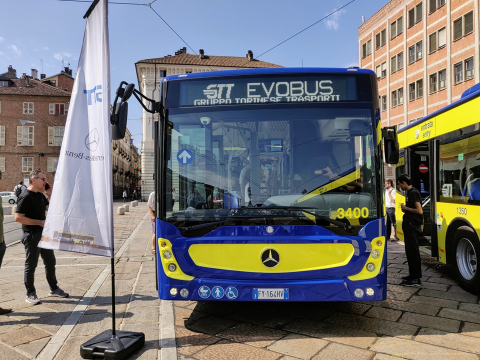 I 74 nuovi autobus sono a Torino – Rispetto per l’ambiente, servizio ai disabili e tecnologia