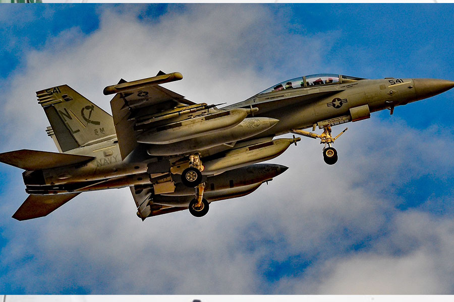 Caccia F-35 volano su Torino – Anche un jet di 5a generazione