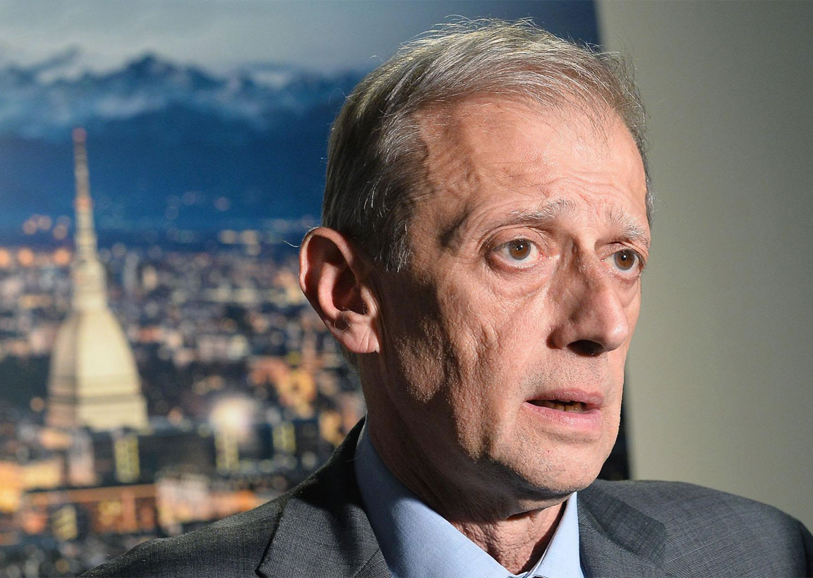 Fassino indagato per turbativa d’asta – L’ex sindaco nel registro del pm