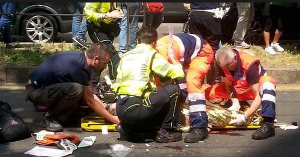 Investita sulle strisce pedonali e trascinata per 10 metri – Muore signora di 68 anni