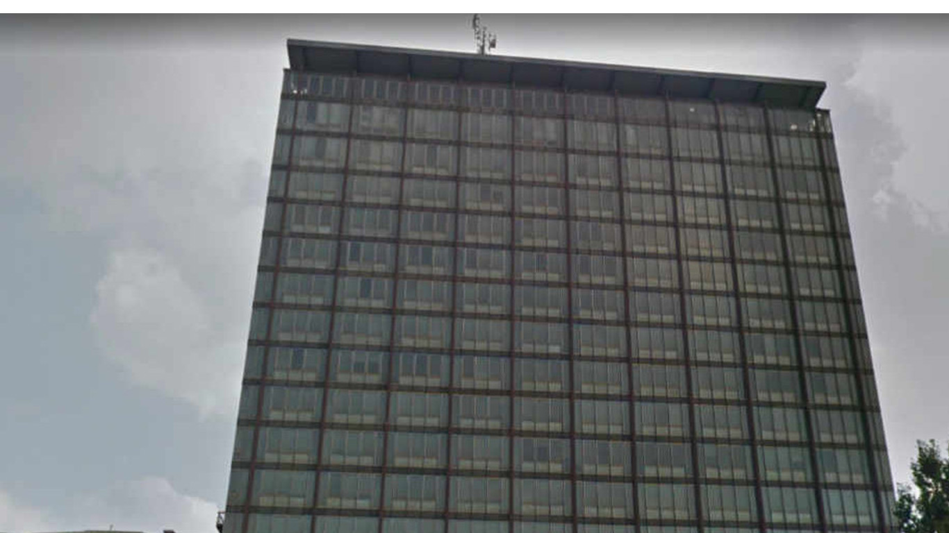 Il grattacielo ex Rai resta abbandonato  – Prezzo alto è l’asta va deserta