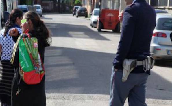 Arrestate ladre nomadi a Torino – Citofonavano per sapere se qualcuno fosse in casa, poi rubavano