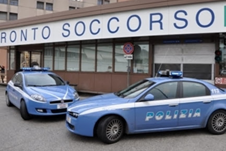 Alta tensione all’ospedale: bimbo muore durante il parto, i parenti della donna si scagliano contro i medici: è il caos