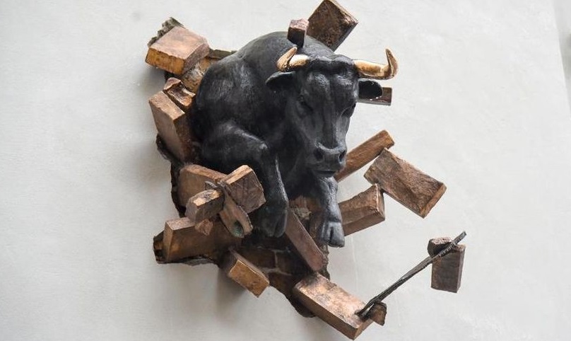 A Torino c’è un toro che ‘esplode’ dal muro – La speciale opera d’arte rende omaggio alla città