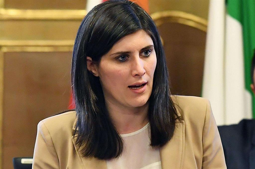 Appendino “Torino si prepari a Fase 2: 80 esperti al lavoro, nuove regole per trasporti e spazi pubblici”