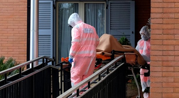 Piemonte, i dati drammatici degli ospizi: quasi un anziano su due positivo al coronavirus