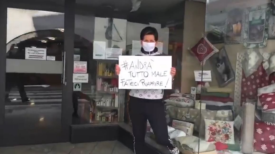 “Fateci ripartire o chiuderemo”, la protesta di migliaia di commercianti piemontesi. Nel mirino anche Cirio “No al divieto per il take away”
