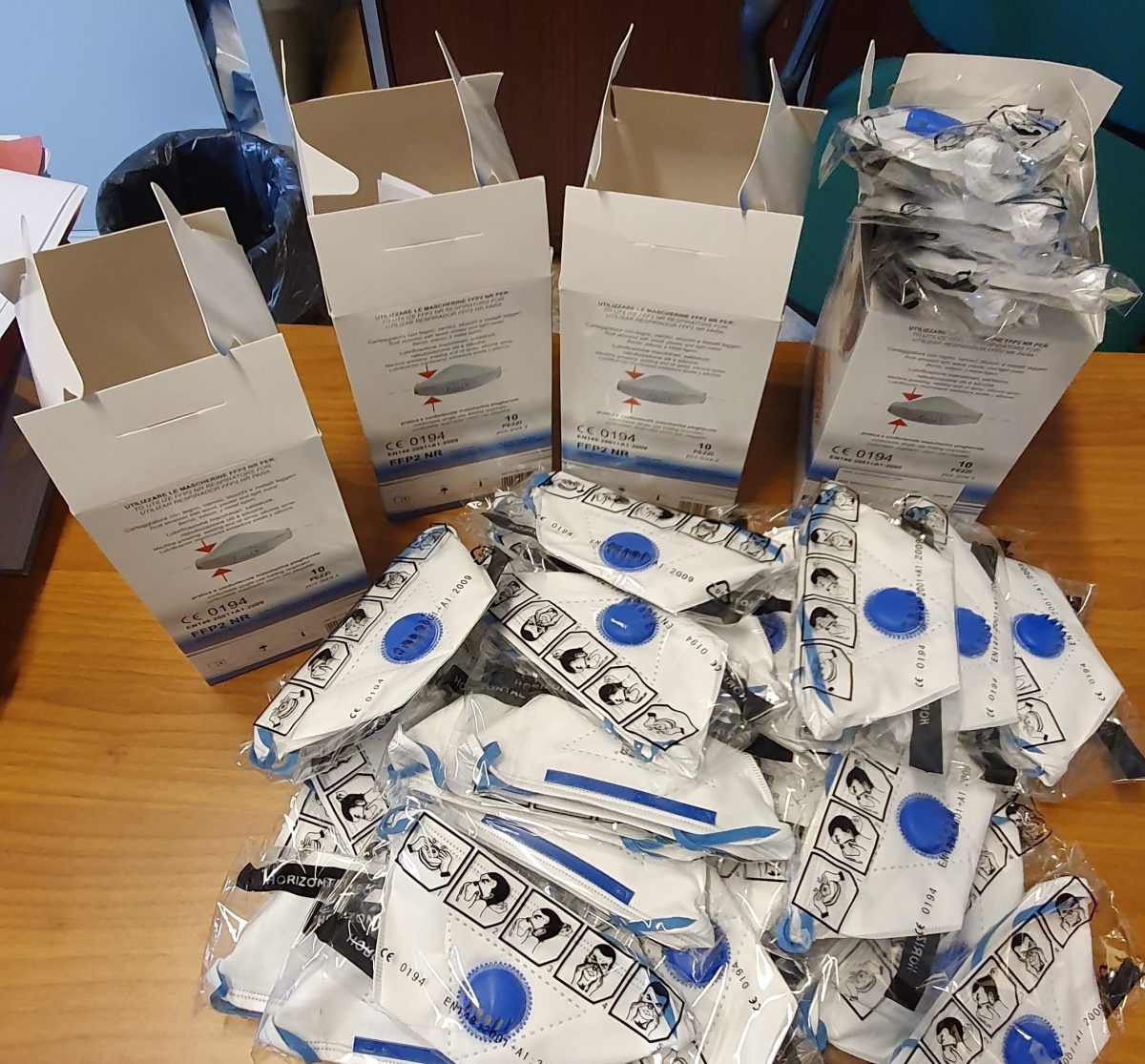 Torino, maxi sequestro di mascherine illegali – Nascoste in un ristorante sushi