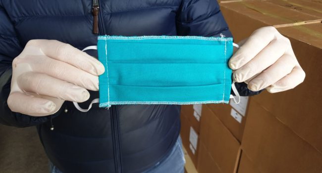 Piemonte prima regione a distribuire milioni di mascherine non monouso – La consegna in 2 settimane