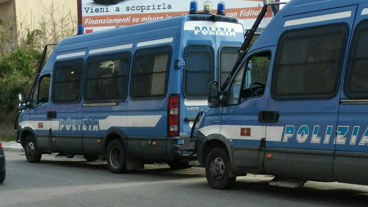 Anarchici si radunano a Torino – Volevano fare una manifestazione, in 30 identificati