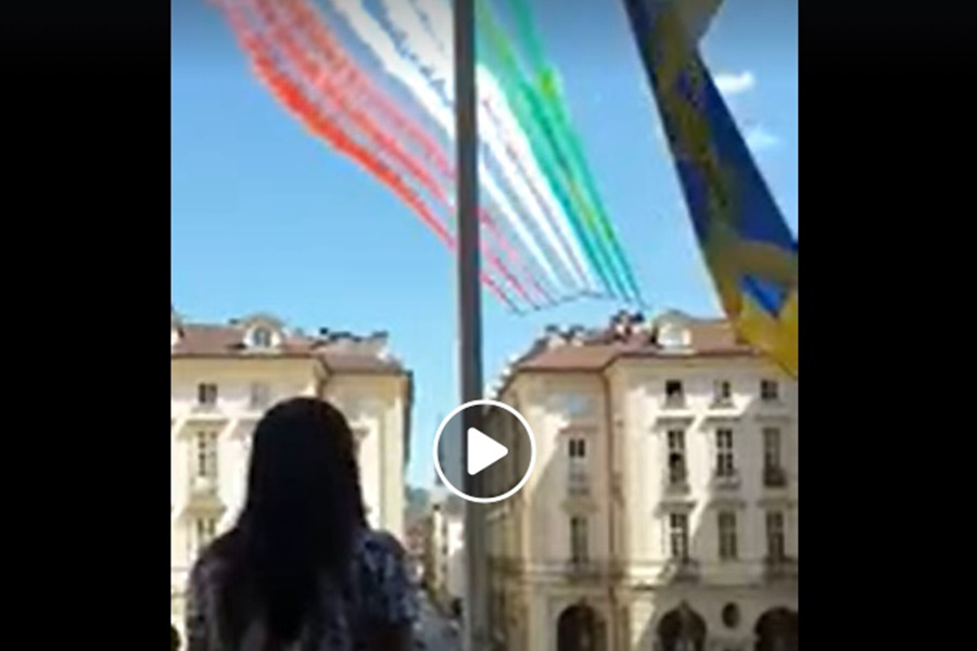 Le Frecce Tricolori sono passate su Torino – IL VIDEO