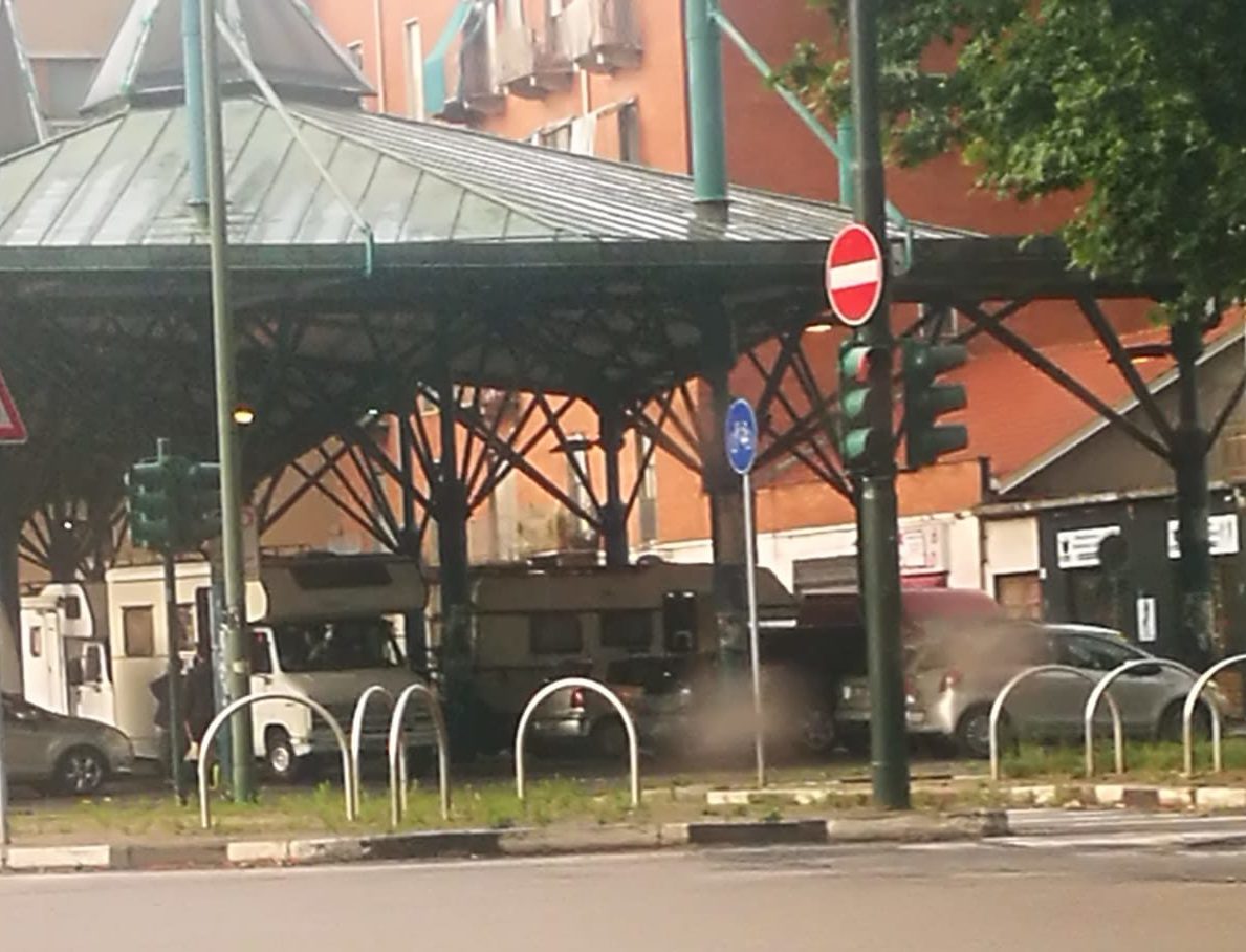 Petrarulo chiede le scuse del comandante Bezzon “Piazza Crispi era invasa dai nomadi, piena di camper: nessuno li ha visti?”