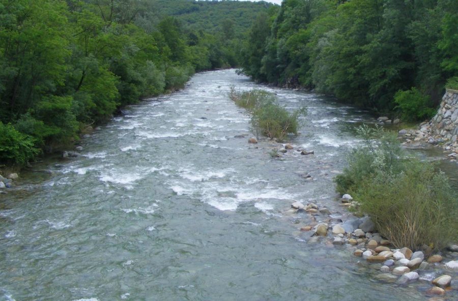 Tragedia nel Torinese – Ragazzo fa il bagno nel Chiusella e muore affogato