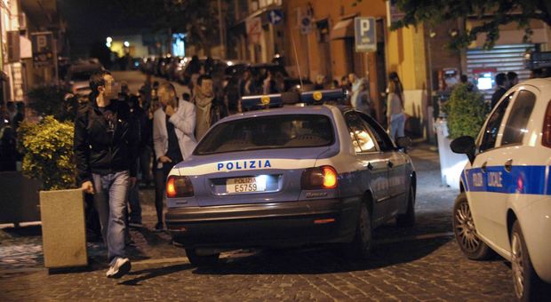 Torino – Controlli Movida: pusher girano in tandem fra i locali e smerciano droga, arrestati
