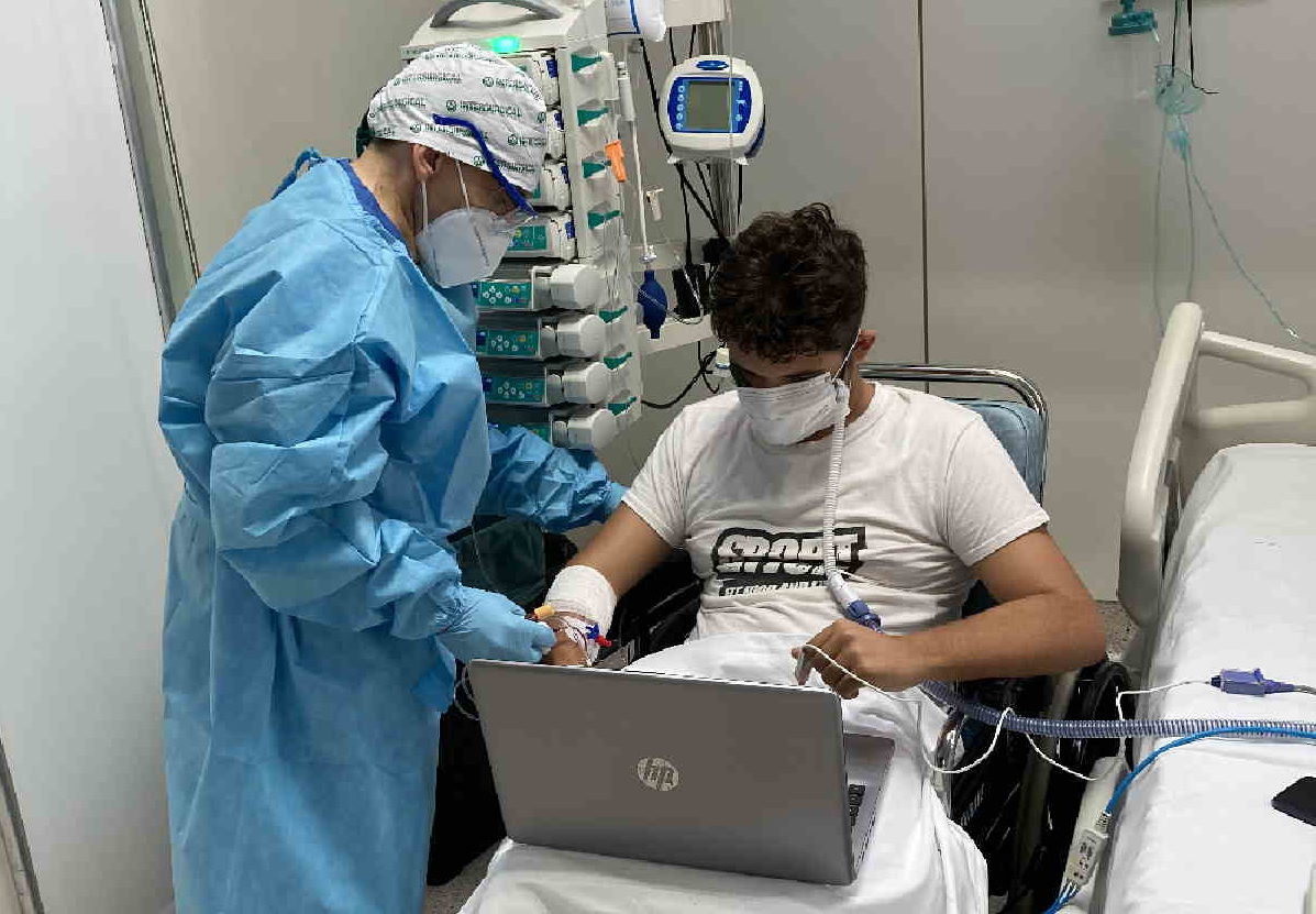 Torino – Ricoverato per polmonite bilaterale, 16enne fa primo giorno di scuola in rianimazione al Mauriziano