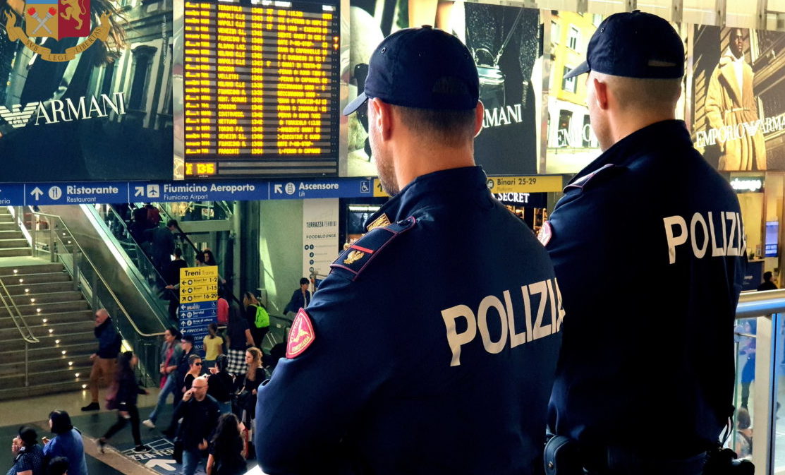 Torino – Un anno di controlli nelle stazioni di Torino e Piemonte. Numeri importanti: 200mila identificati e 77 arresti