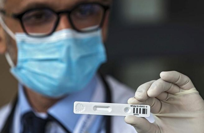 Covid in Piemonte, arriva il test rapido – E si può anche comprare in farmacia