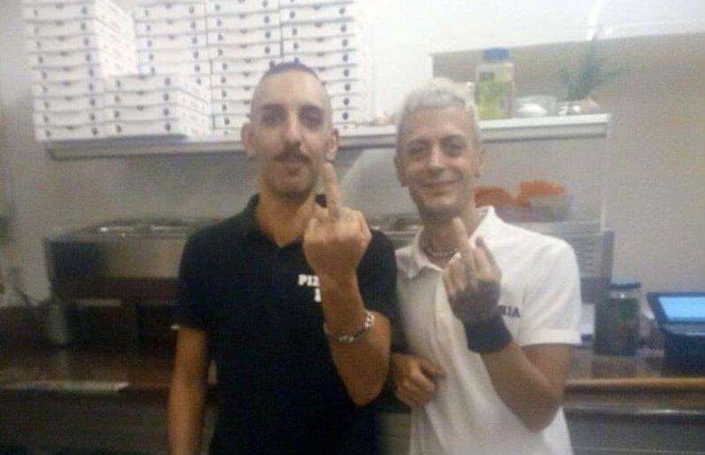 Insulti omofobi a ristoratori di San Salvario: “Culattoni!” – Loro rispondono con un dito medio alle offese di un cliente
