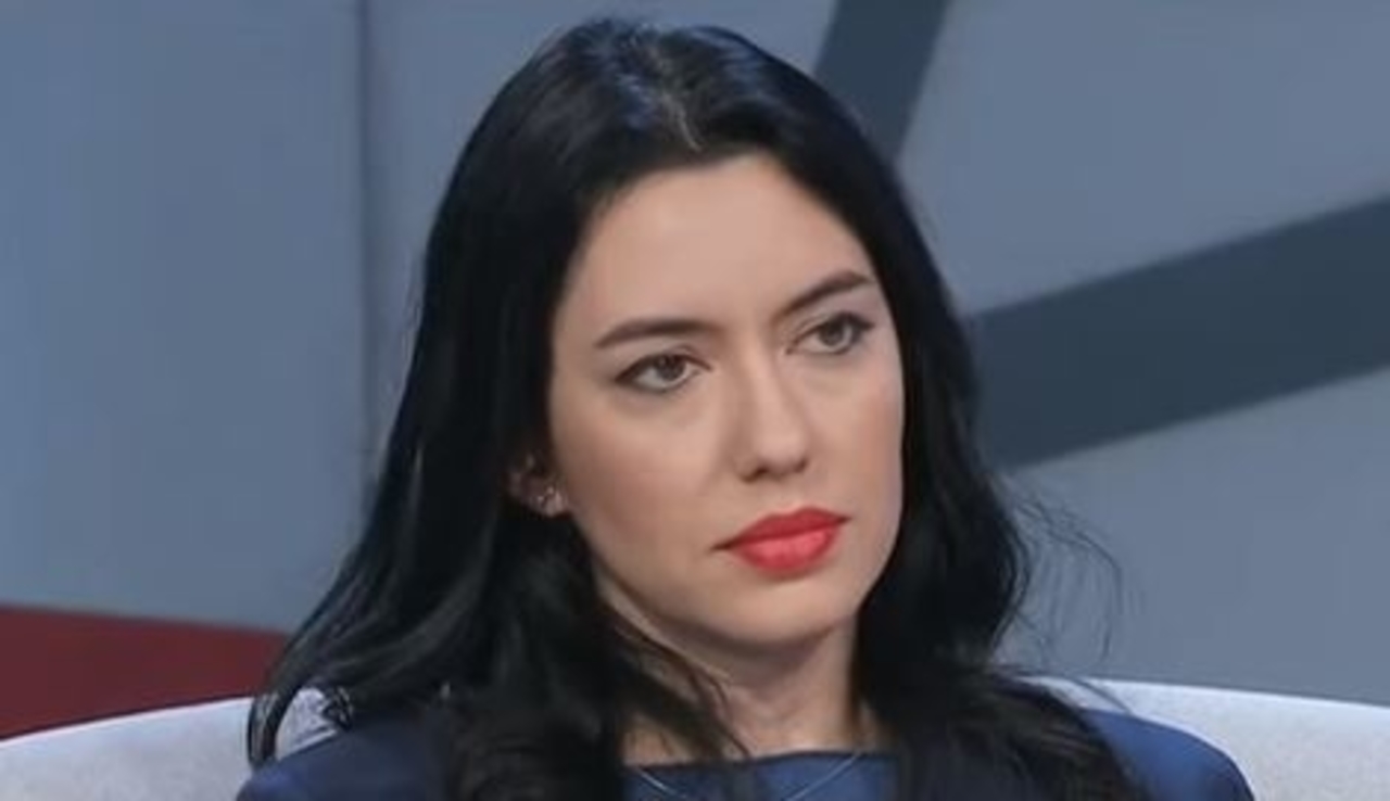 Lettera aperta di una mamma torinese ad Azzolina “Stremata e stanca, ho due bimbi in quarantena, ecco la realtà che viviamo ogni giorno”