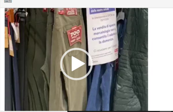 Torino, il video denuncia: “Negozi di vestiti chiusi, perché alla Coop possono venderli? Due pesi e due misure”