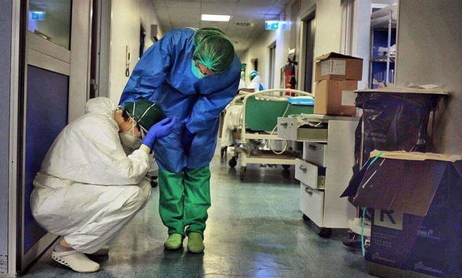 Piemonte – “Gli infermieri confermano i gravi errori nella gestione della pandemia, personale al collasso”