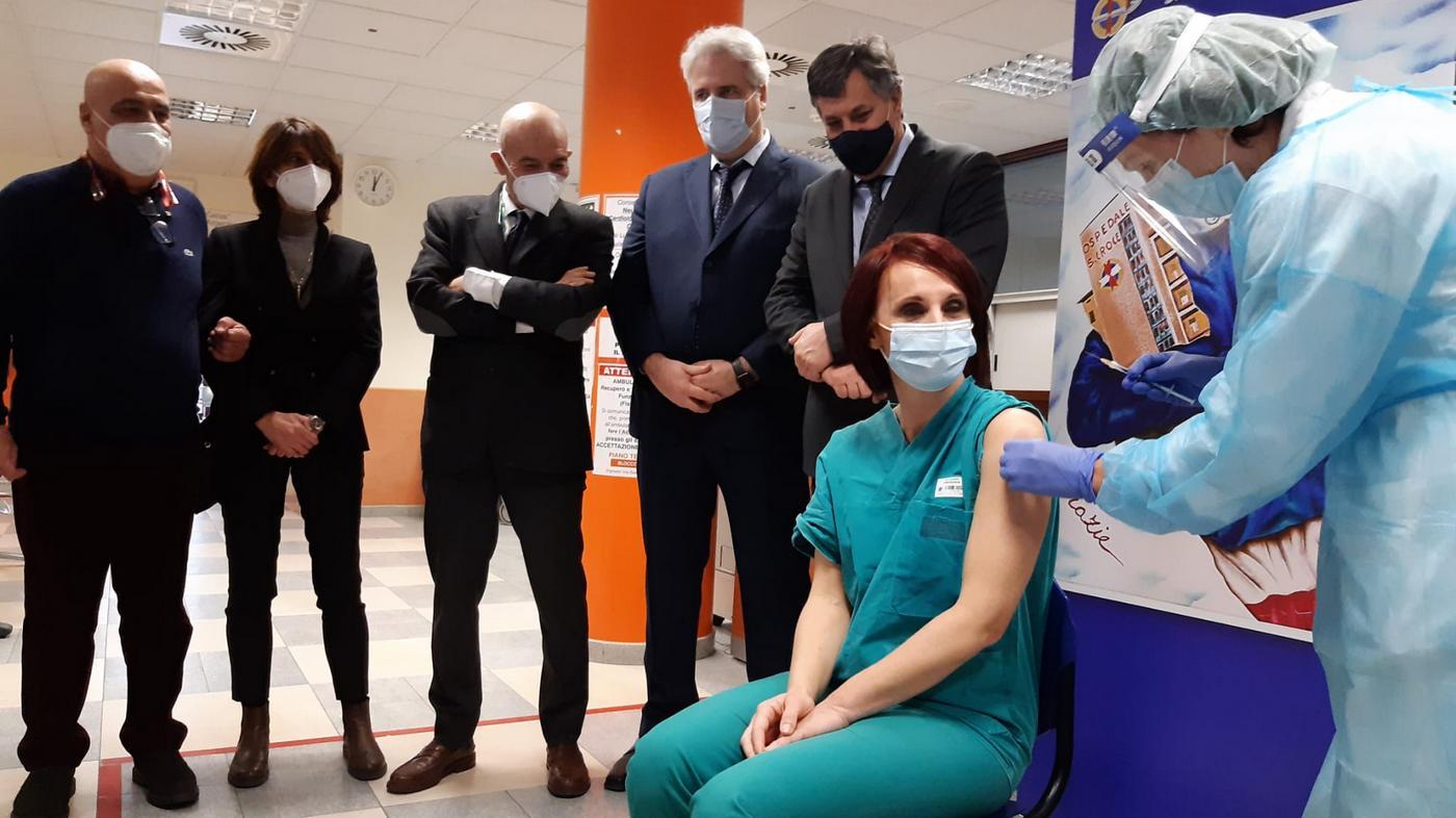 Piemonte – Chiuso con successo il primo Vax Day – Cirio: “Giorno storico, la speranza riparte da qui”