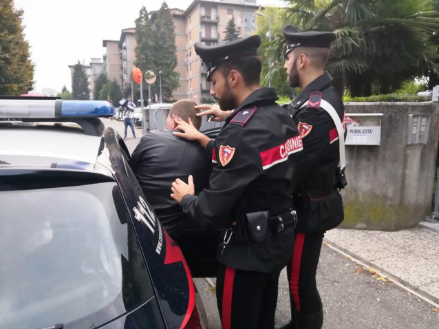 Torino – Ai giardinetti spacciava ‘Amnesia’, marijuana potenziata all’eroina: arrestato