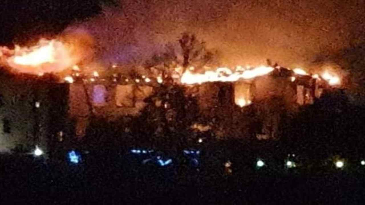 Torino – Va a fuoco la villa di Cordero di Montezemolo: fiamme dalle luci di Natale