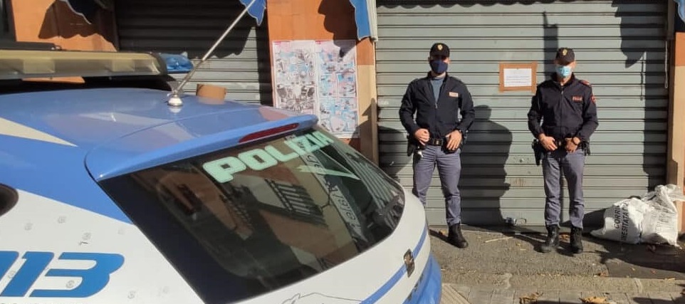 Torino – Serve birra in zona rossa ad un cliente e si giustifica: “E’ mio cugino”: bar chiuso dalla Polizia
