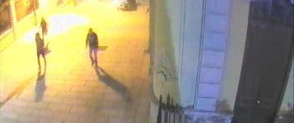 Piemonte – Festeggia Capodanno sfasciando a martellate le telecamere in strada: arrestato