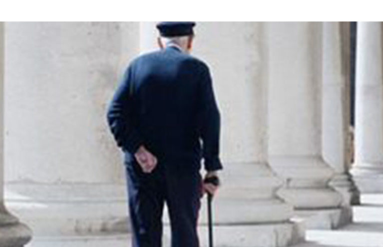 Torino – Africano di 20 anni rapina persone anziane: 5 colpi in pochi giorni. Finalmente arrestato