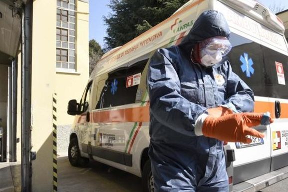 Piemonte – Continua la pressione sugli ospedali: “Ricoveri anche fra i 30 e i 40 anni”. La situazione