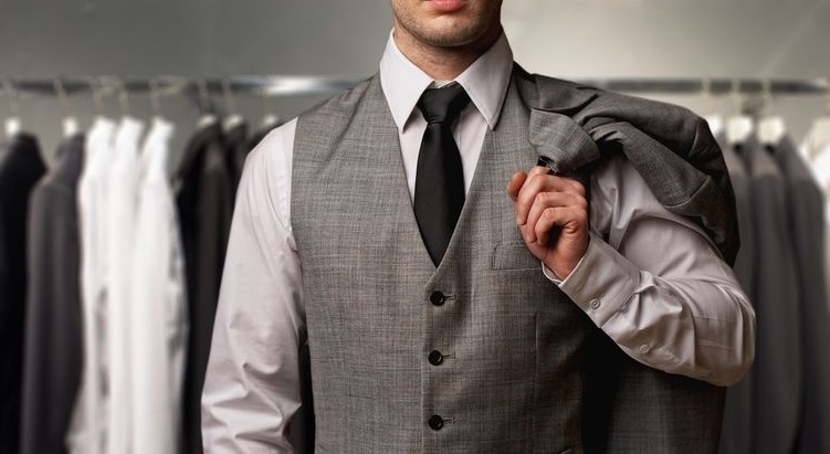 Torino – Un abito in regalo per fare il colloquio (o per altre occasioni): l’interessante progetto per contrastare la povertà